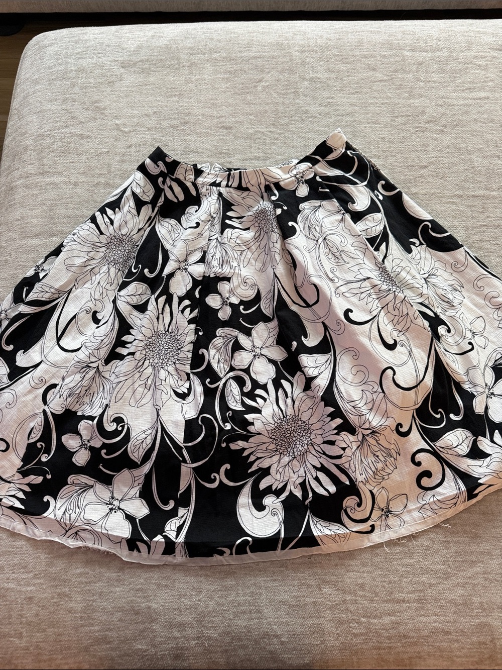 Trina Turk black white floral Milan skirt